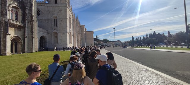 Escapada a Lisboa - Blogs de Portugal - Museo Jerónimos, Descubridores, Torre de Belem, iglesias y atardecederes (5)
