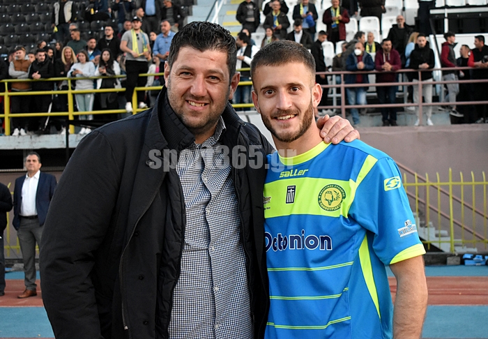 , &Tau;&epsilon;&lambda;&iota;&kappa;ό&sigmaf; &Kappa;&upsilon;&pi;έ&lambda;&lambda;&omicron;&upsilon; &Mu;&epsilon;&sigma;&sigma;&eta;&nu;ί&alpha;&sigmaf;: &Phi;&omega;&tau;&omicron;&rho;&epsilon;&pi;&omicron;&rho;&tau;ά&zeta; &alpha;&pi;&omicron; &tau;&eta;&nu; &Pi;&alpha;&rho;&alpha;&lambda;ί&alpha;