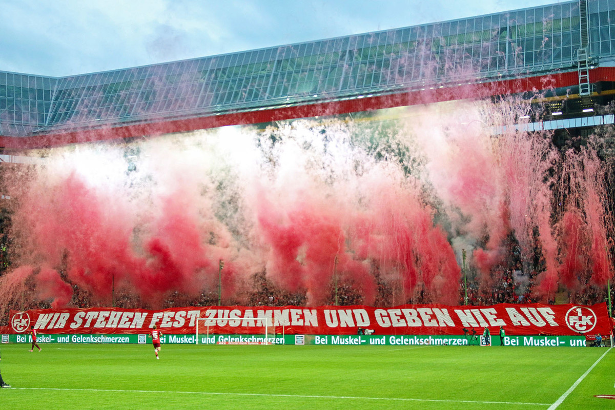 1-fc-kaiserslautern-1-fc-magdeburg-2-bundesliga-2023-2024-6