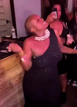 Dance.gif
