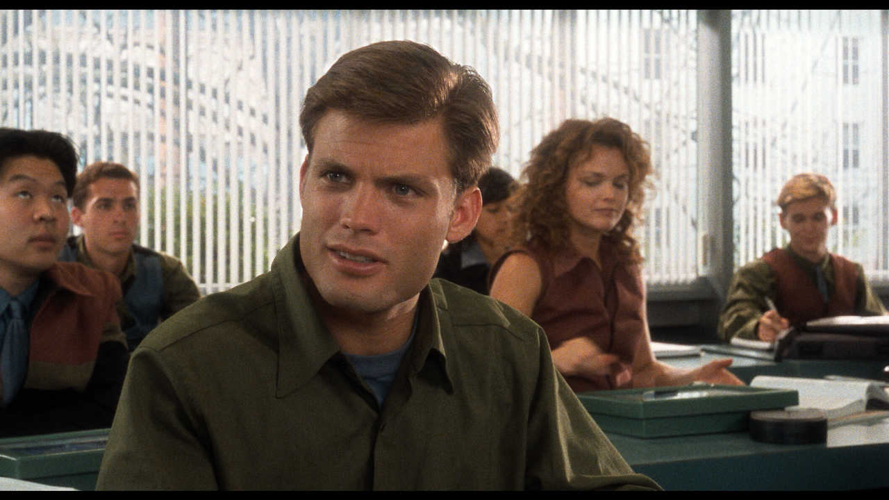 Starship.Troopers.1997.2160p.UHD.BDRemux.TrueHD.Atmos.7.1.HYBRID.DoVi.mkv_000452.891
