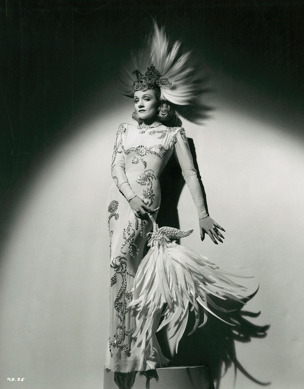 Marlene_Dietrich_c03