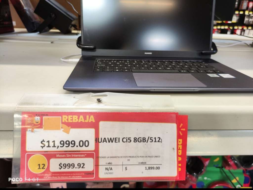 laptop Huawei I5 CORE de 8 y 512 SSD Walmart playa norte Veracruz 