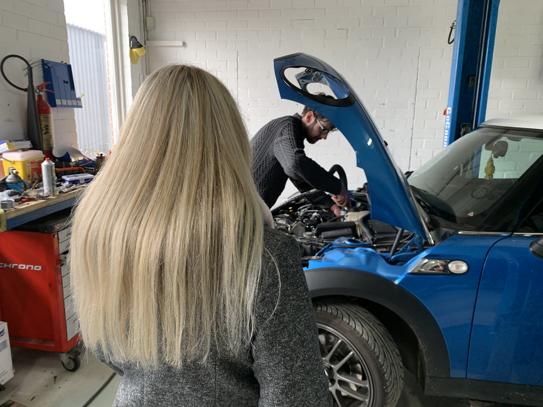 BDFA51A0-14C0-46B9-8751-5BC42D00DD27