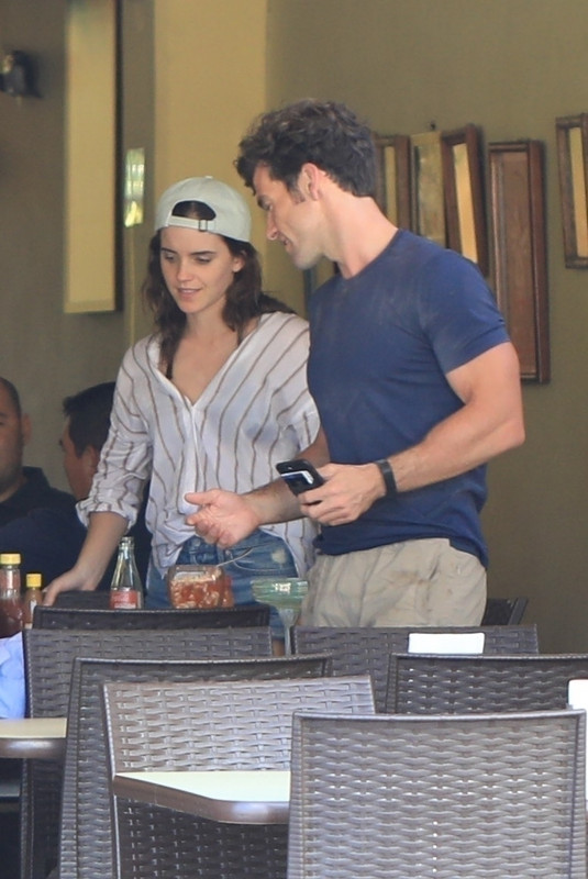 emmawatson-updates.com (11)