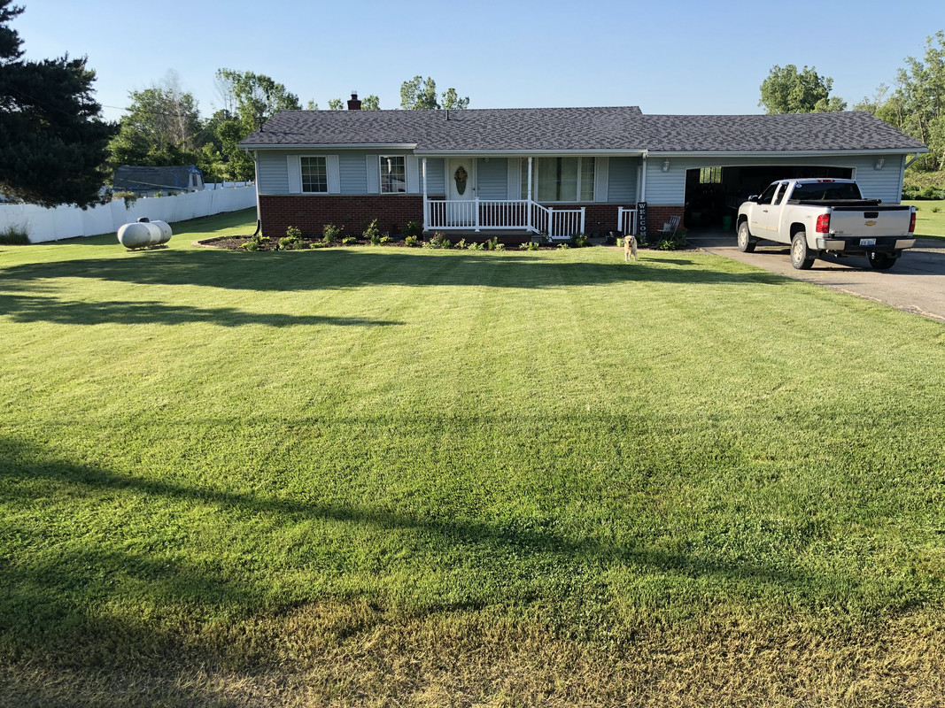 AB0EF0F0-1129-4912-8082-7088DD1A1A8A