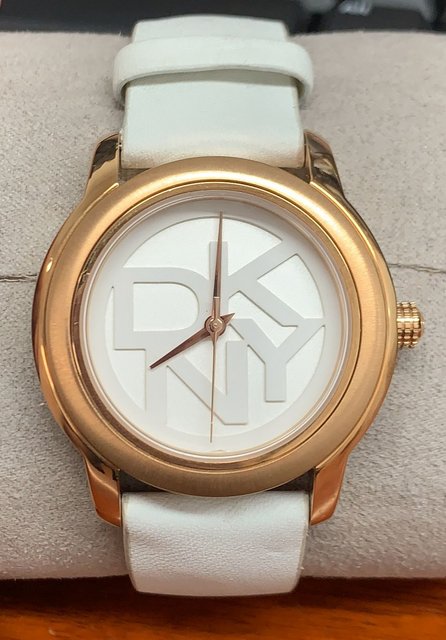 DKNY Gold-Tone Watch with White Dial and White Leather Strap DKNY NY8829 Chambers White Dial Gold Tone Stainless Women main image 2
