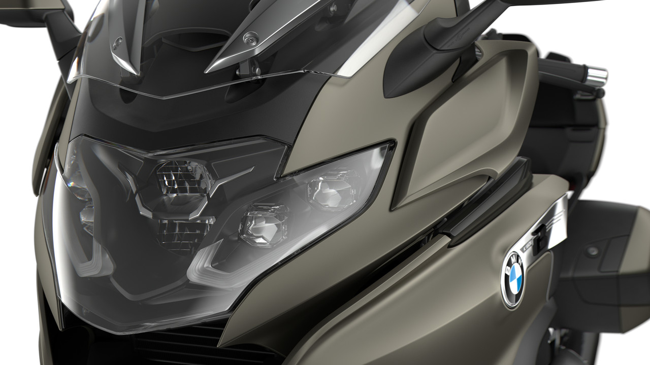 P90440591_highRes_bmw-k-1600-grand-ame