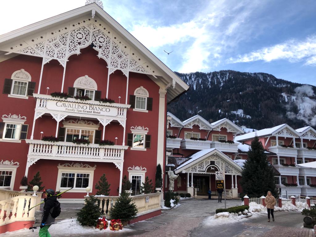 EB40C407-A1C8-4129-973B-59946E9E8867