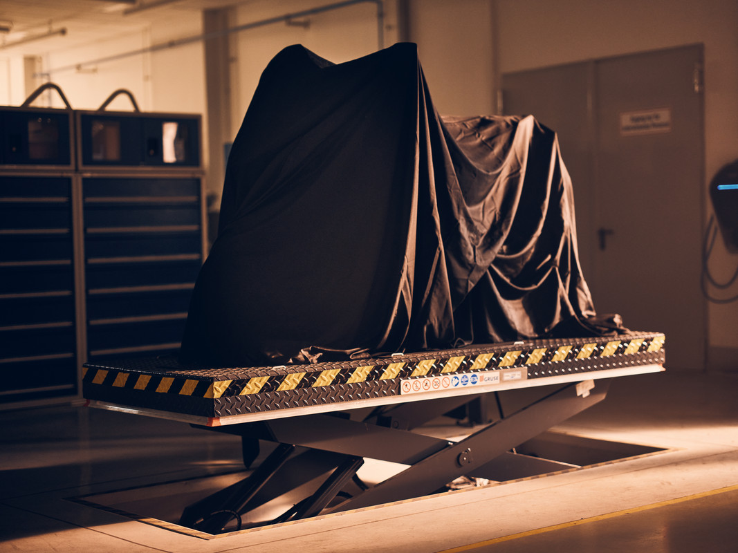 P90507431_highRes_bmw-m-1000-xr-protot