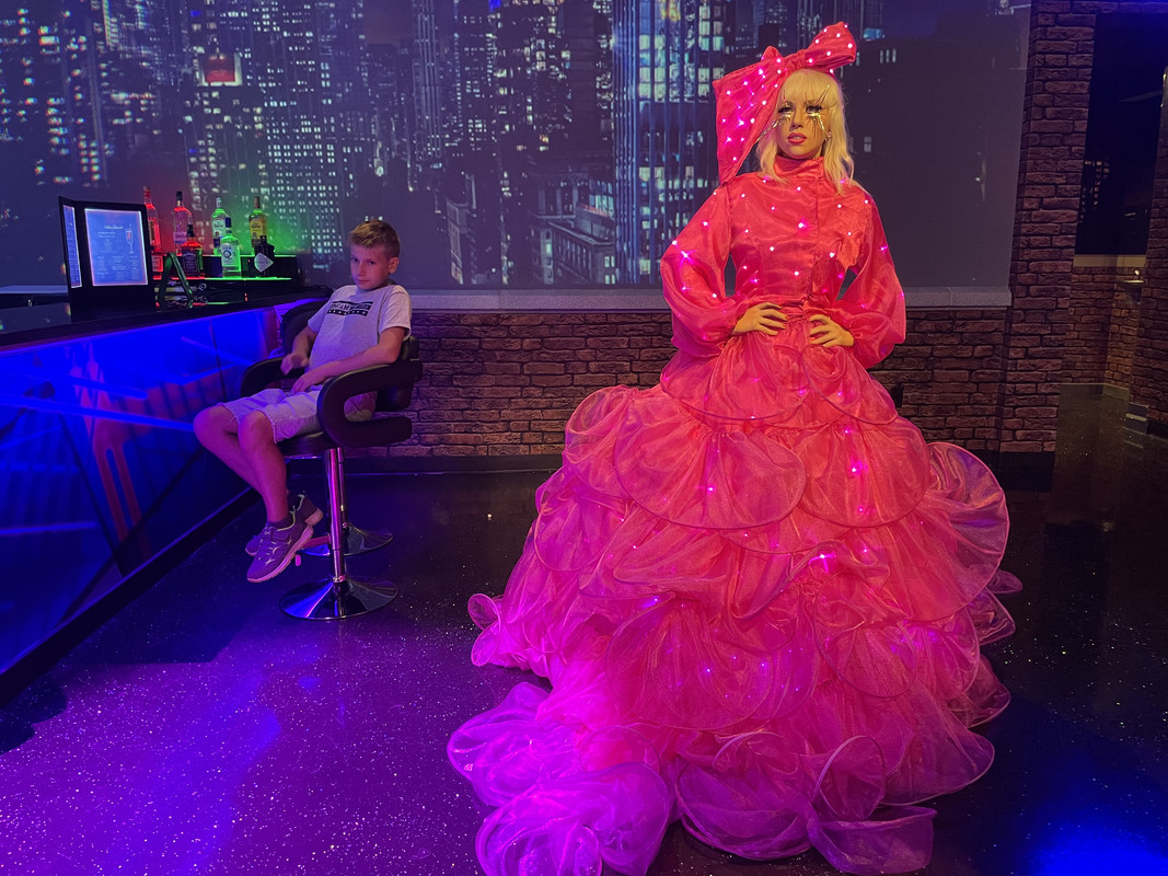 134EEB5A-C82B-4993-A598-7B8DC2D5AD06