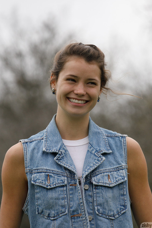 full_039_1432421436222306