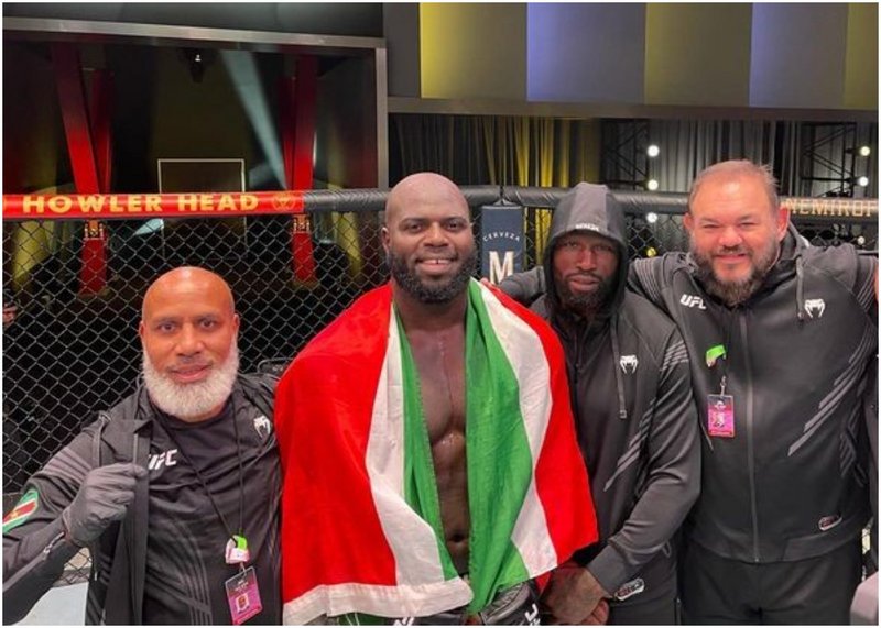 Жаирзиньо Розенструйк поднови своя договор с UFC