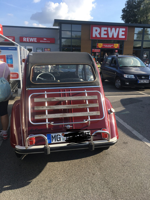 2445DB10-A692-4300-94B0-C6A62D7D3053