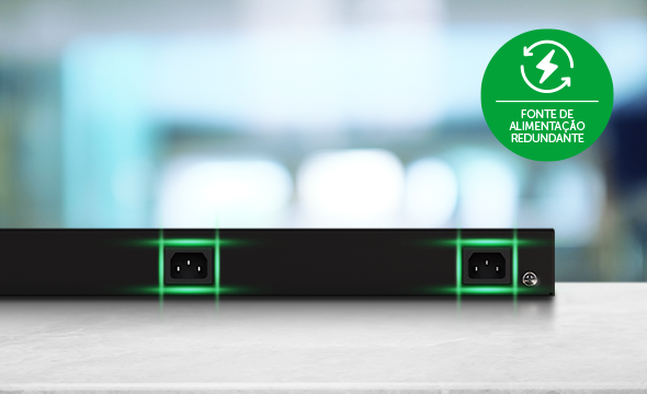 Detalhe das Fontes de Alimentação Redundantes do S3028G-PB Max.