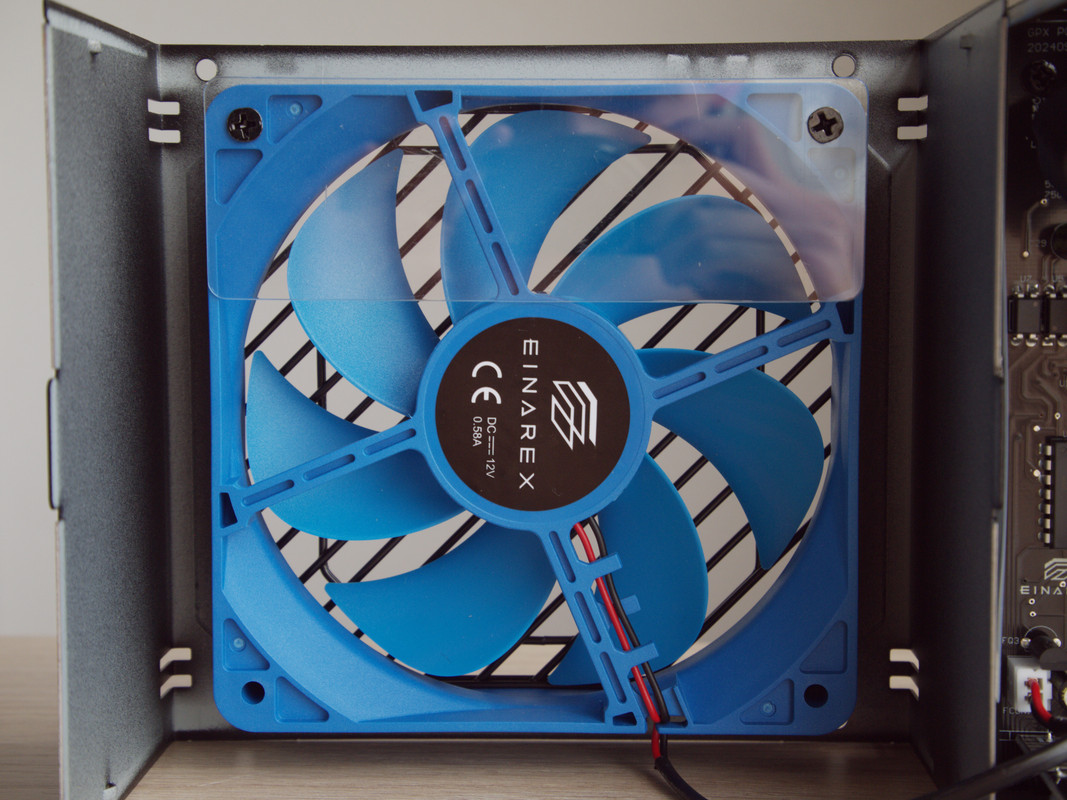 Einarex-Nexus-L1-750-W-ventilador.jpg
