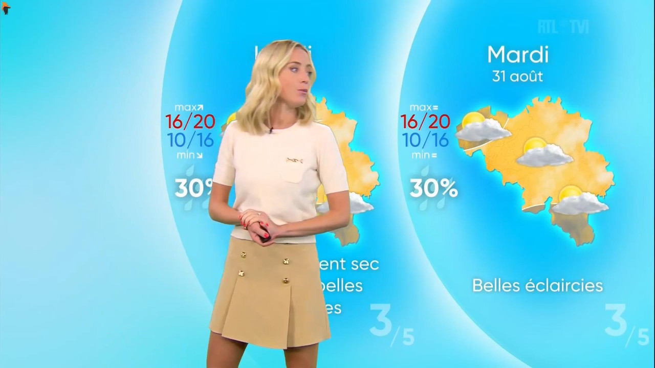 Emilie Dupuis 240821.mp4_snapshot_03.54_[2021.08.24_19.22.57]