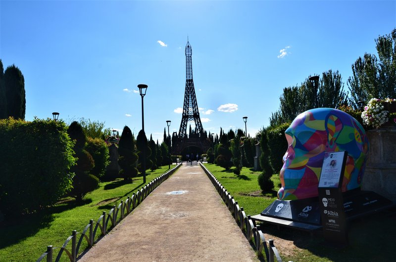 PARQUE EUROPA-2010/2015/2021-MADRID - Paseando por España-1991/2017 (146)