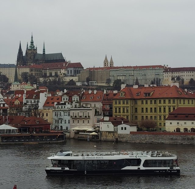 Viena - Bratislava - Praga, Navidad 2024 - Blogs de Europa Central - Reloj astronómico, Puente Carlos... Callejeando (42)