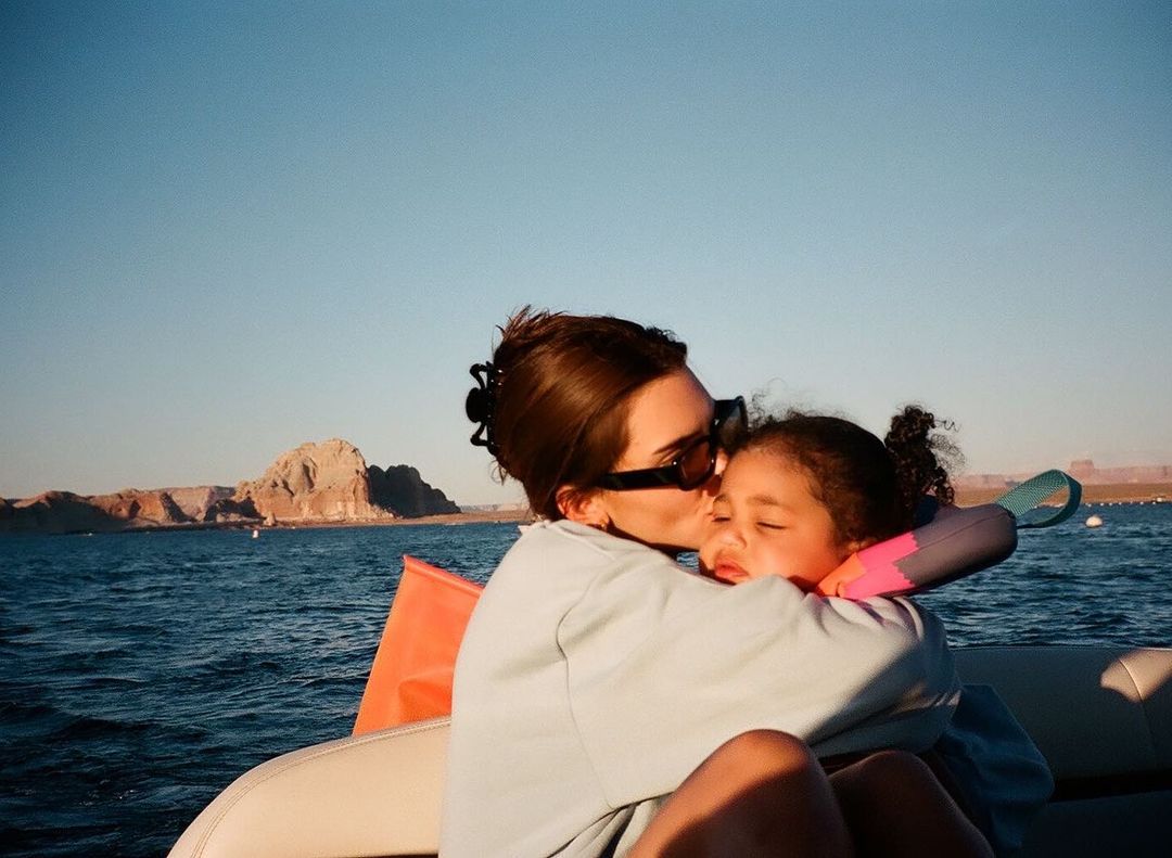 Kendall Jenner desidera avere presto un figlio Kendall Jenner desidera avere presto un figlio