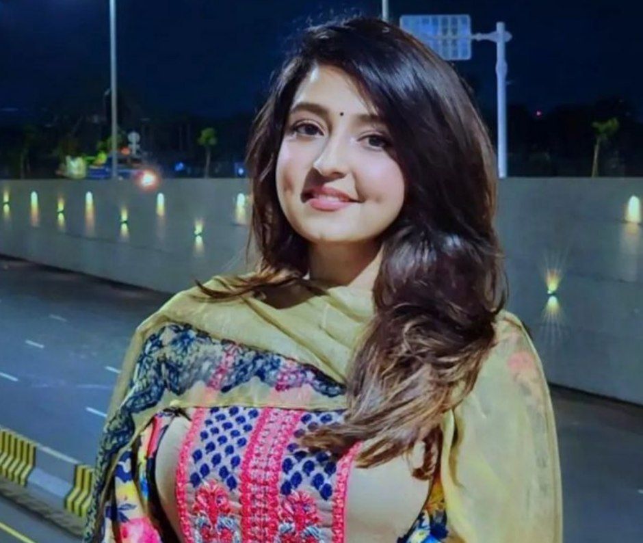 Desi indian girl stripping full nude exclusive