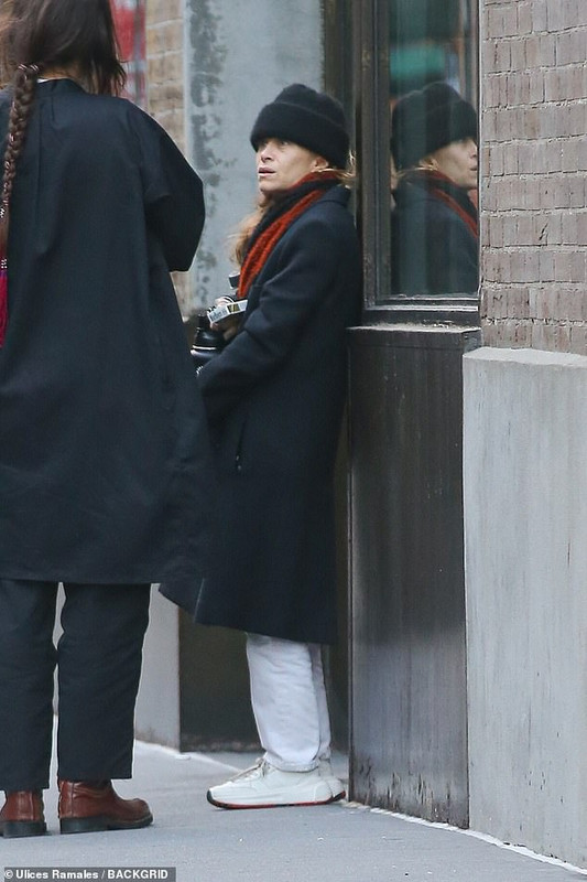 24630038-0-image-a-8_1581473463134