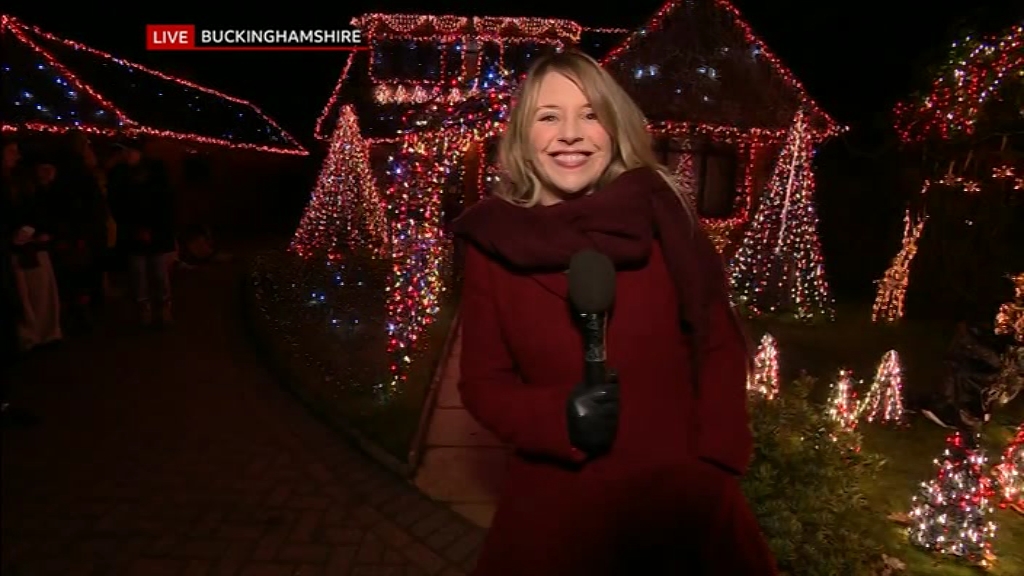 BBC London News_20211202_18301900.ts_snapshot_27.25.834