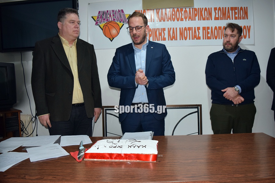 , &Epsilon;&Kappa;&Alpha;&Sigma;&Kappa;&Epsilon;&Nu;&Omicron;&Pi;: &Kappa;&omicron;&pi;ή &pi;ί&tau;&alpha;&sigmaf; &kappa;&alpha;&iota; &tau;&iota;&mu;έ&sigmaf; &sigma;&epsilon; &alpha;&nu;&theta;&rho;ώ&pi;&omicron;&upsilon;&sigmaf; &tau;&omicron;&upsilon; &mu;&pi;ά&sigma;&kappa;&epsilon;&tau; (&phi;&omega;&tau;. & &beta;ί&nu;&tau;&epsilon;&omicron;)