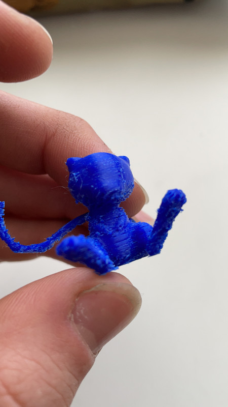 EA0C79B9-40C2-4FE4-9BEB-37152481FCAB