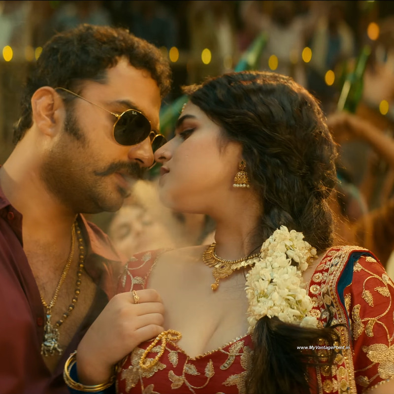 19 Ayesha Khan Hot Item Song MOTHA in Gangs of Godavari (2024)