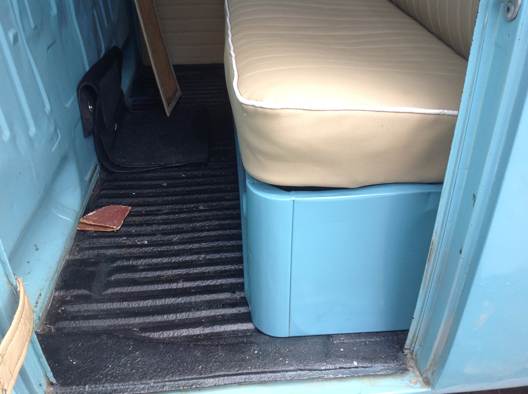 EA8EC3B1-F4A5-4AA9-A8C5-C549F14654C8