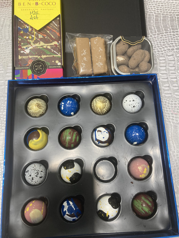 AAD82869-CF11-402C-A2D4-45446E86C389