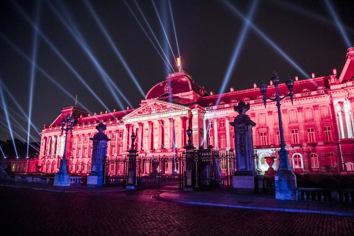 San Valentino a Bruxelles tra light art e dolci sorprese