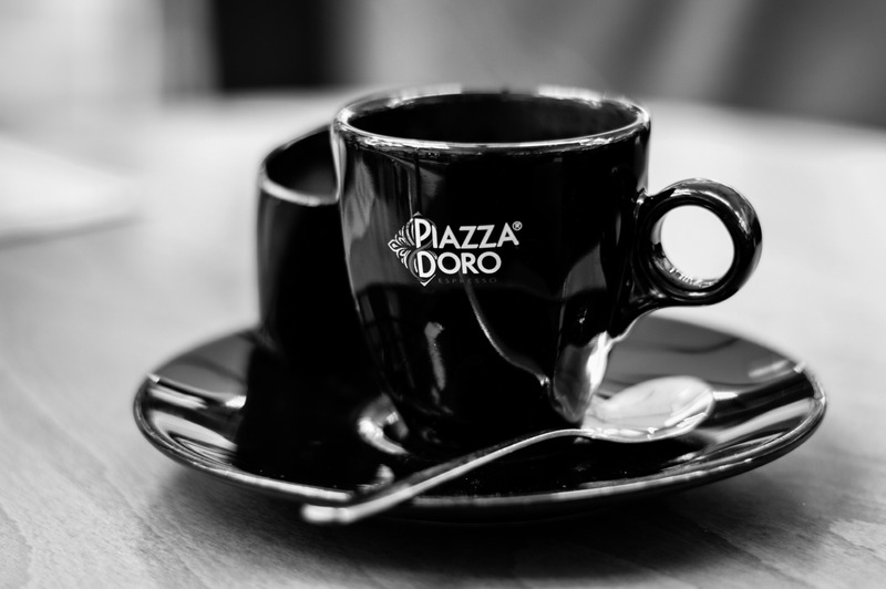 blckandwhitedorocup.jpg
