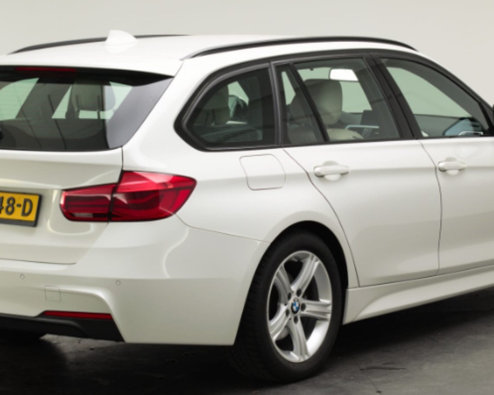 3B1F1728-6C2D-4228-B174-5877EC065885