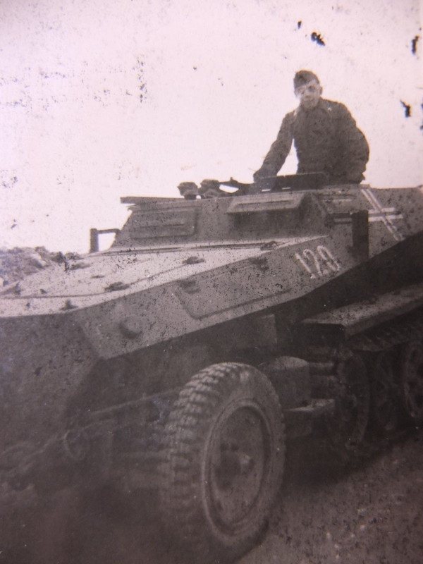 Schützenpanzerwagen  Sd.Kfz.250