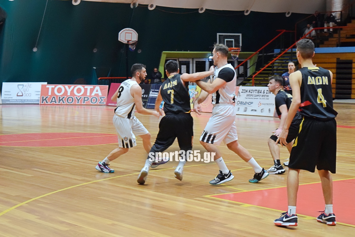 , &Mu;&alpha;&tau;&sigma;ά&rho;&alpha; &sigma;&tau;&eta;&nu; &Tau;έ&nu;&tau;&alpha;, &omicron; &Delta;ί&omega;&nu;&alpha;&sigmaf; &pi;ή&rho;&epsilon; &mu;&epsilon;&gamma;ά&lambda;&omicron; &delta;&iota;&pi;&lambda;ό &epsilon;&pi;ί &tau;&eta;&sigmaf; &Kappa;&alpha;&lambda;&alpha;&mu;ά&tau;&alpha; BC &mu;&epsilon; 92-81 &sigma;&tau;&eta;&nu; 2&eta; &pi;&alpha;&rho;ά&tau;&alpha;&sigma;&eta; (&phi;&omega;&tau;ό & &beta;ί&nu;&tau;&epsilon;&omicron;)