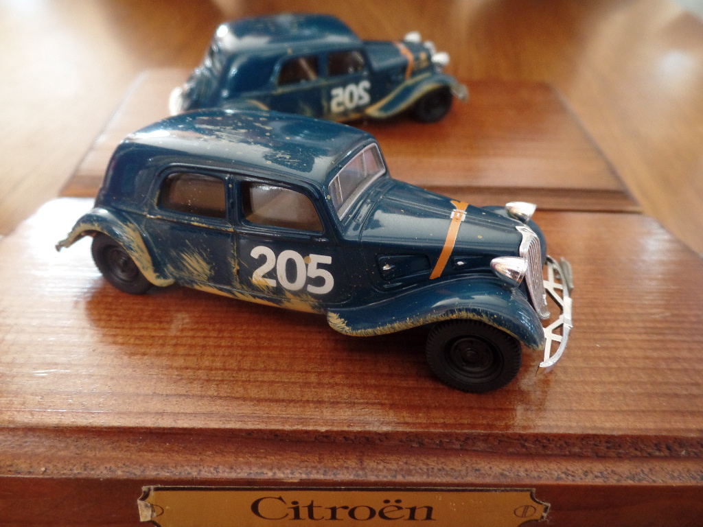 Norev - 11 A 1935 Berline Bleu de Prusse  Tour de France 1951