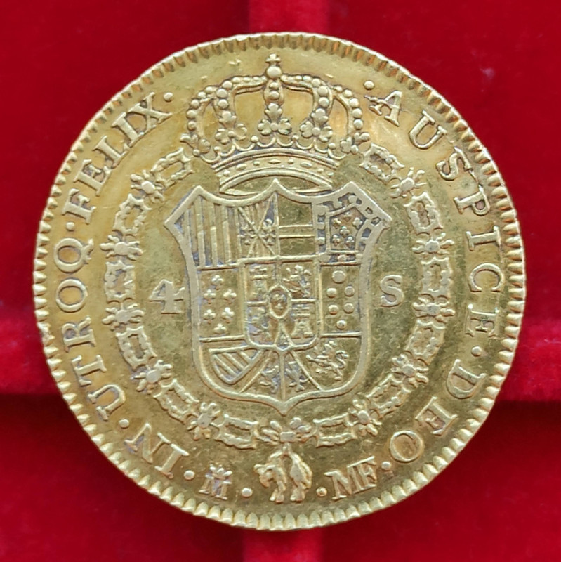 Carlos IV 4 escudos de Madrid 32
