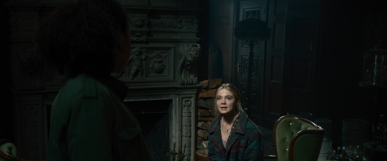 mpv-shot_Baghead.2023.2160p.WEB-DL.HDR.DV.HEVC-Нечипорук_00_55_39_0008
