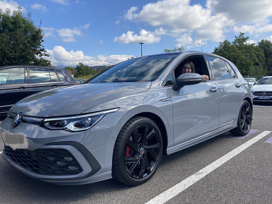 4E09CEAB-850C-4705-BC1E-2A4DA1A0C69B