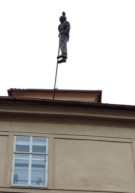 Casa Danzante, Reloj en movimiento y Castillo de Praga - Viena - Bratislava - Praga, Navidad 2024 (10)