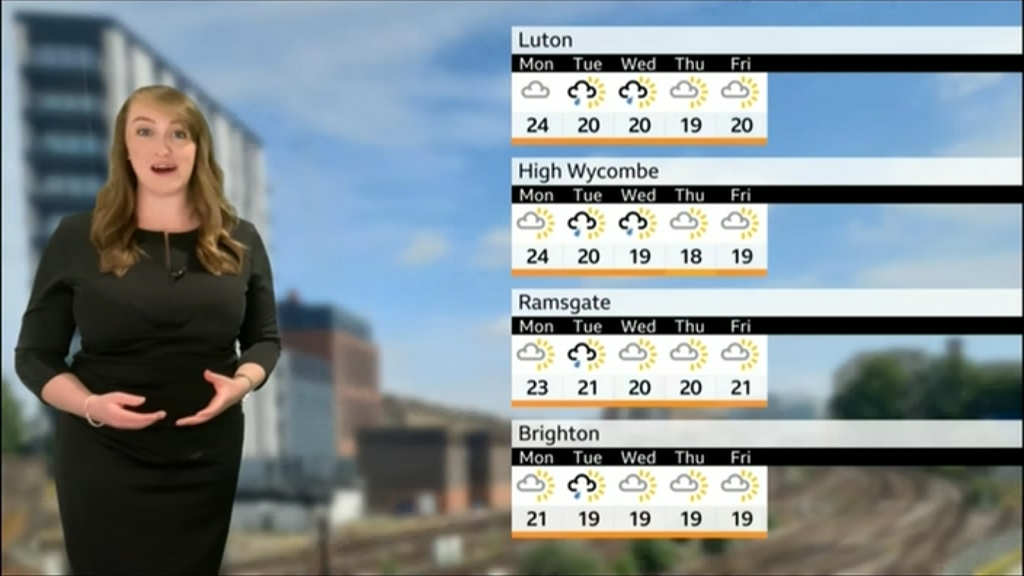 BBC London News_20210725_18201830.ts_snapshot_05.57.742