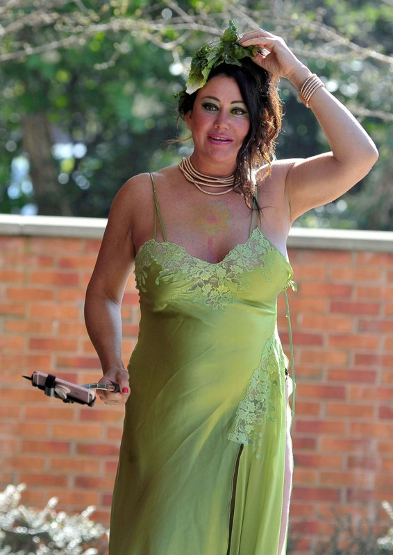 Lisa-Appleton-UpskirtSTARS.com-16-1-1024x1467 (7)