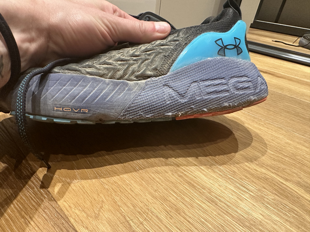 10E11039-81A4-43FC-B947-A1C7E516FD8C