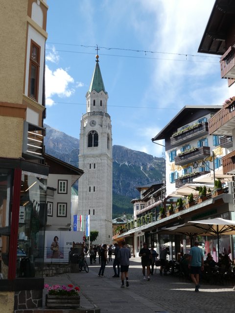 Dolomitas y noreste de Italia en verano de 2025 (En construcción) - Blogs de Italia - DÍA 2 – Lago Misurina / Cortina d’Ampezzo / San Vito di Cadore (10)