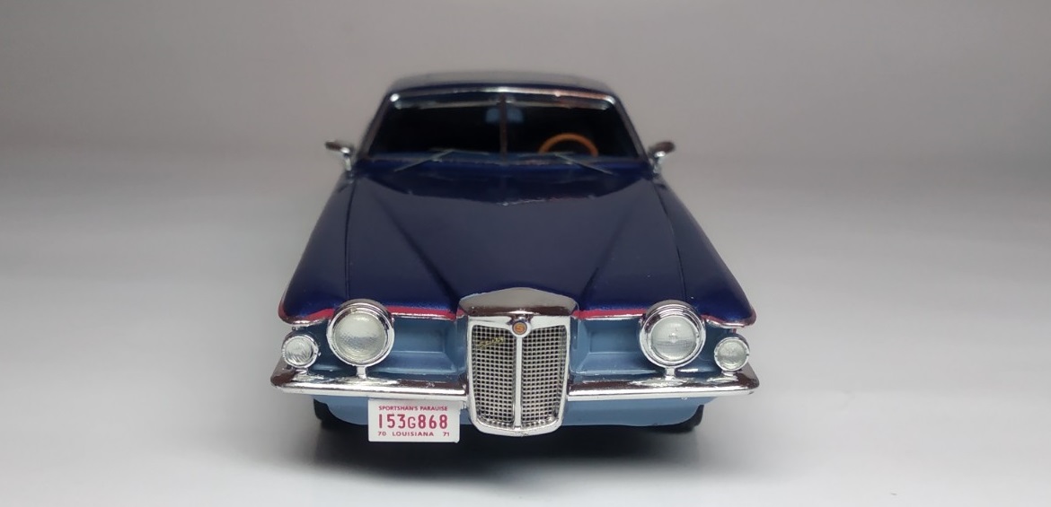 Stutz Blackhawk 1971 (1)