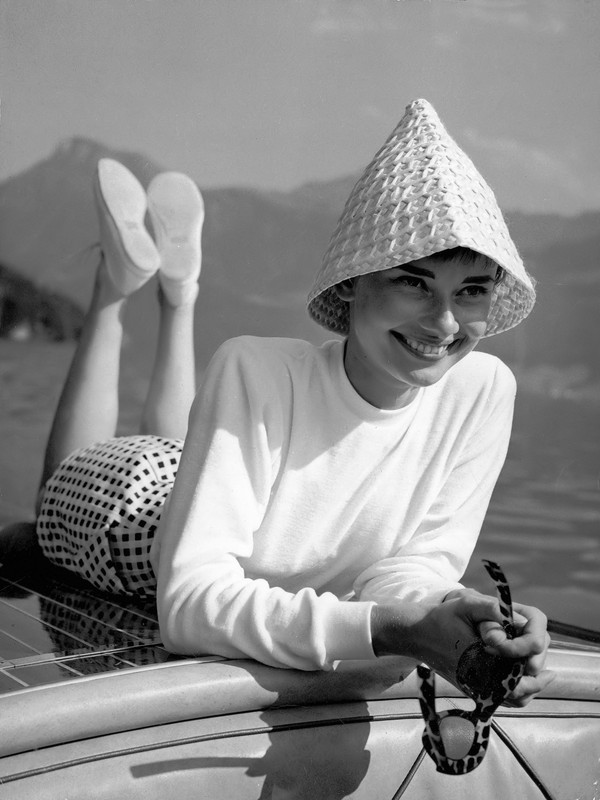 AudreyHepburn_bz10