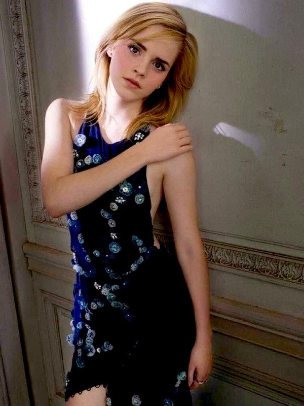 emma watson blue dress Emma Watson Navy Blue Short Cocktail Dress Lancome Dinner