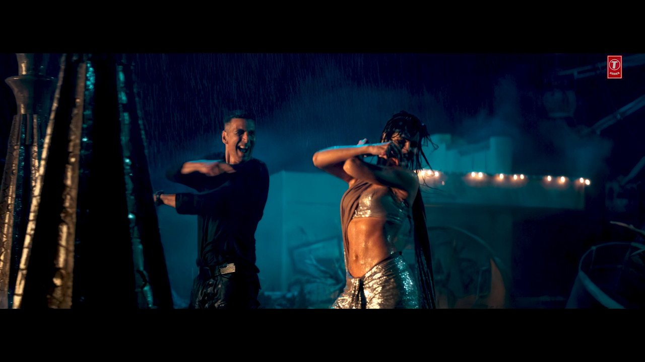 Tip Tip Song- Sooryavanshi - Akshay Kumar, Katrina Kaif 4k.mp4_snapshot_01.53.225